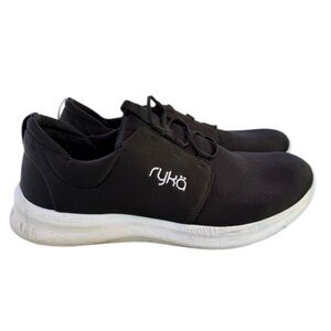 RYKA RENEW RECOVERY sneaker, black-and-white excellent condition size 11